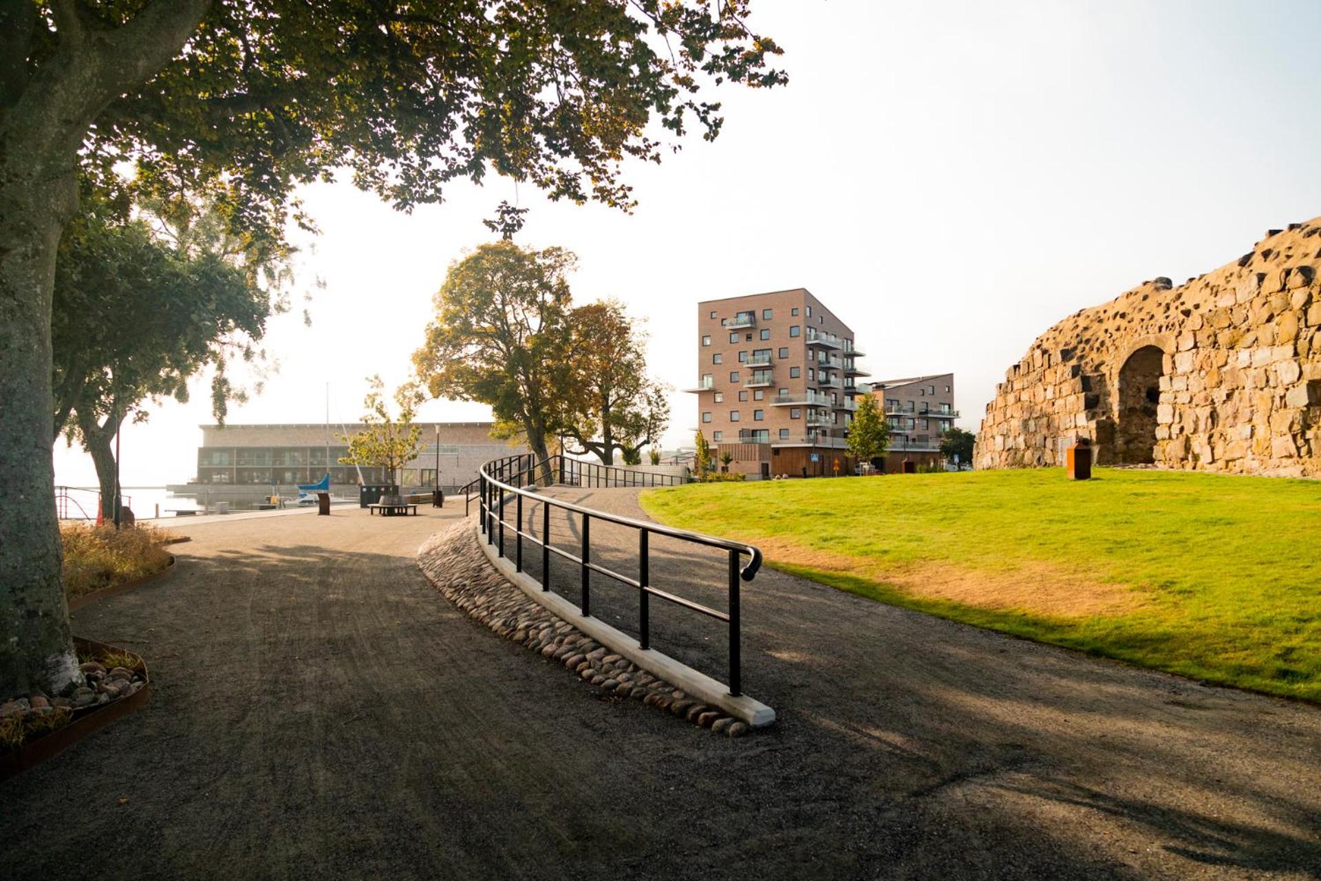 Slottsholmen Hotell Och Restaurang Västervik Exterior foto
